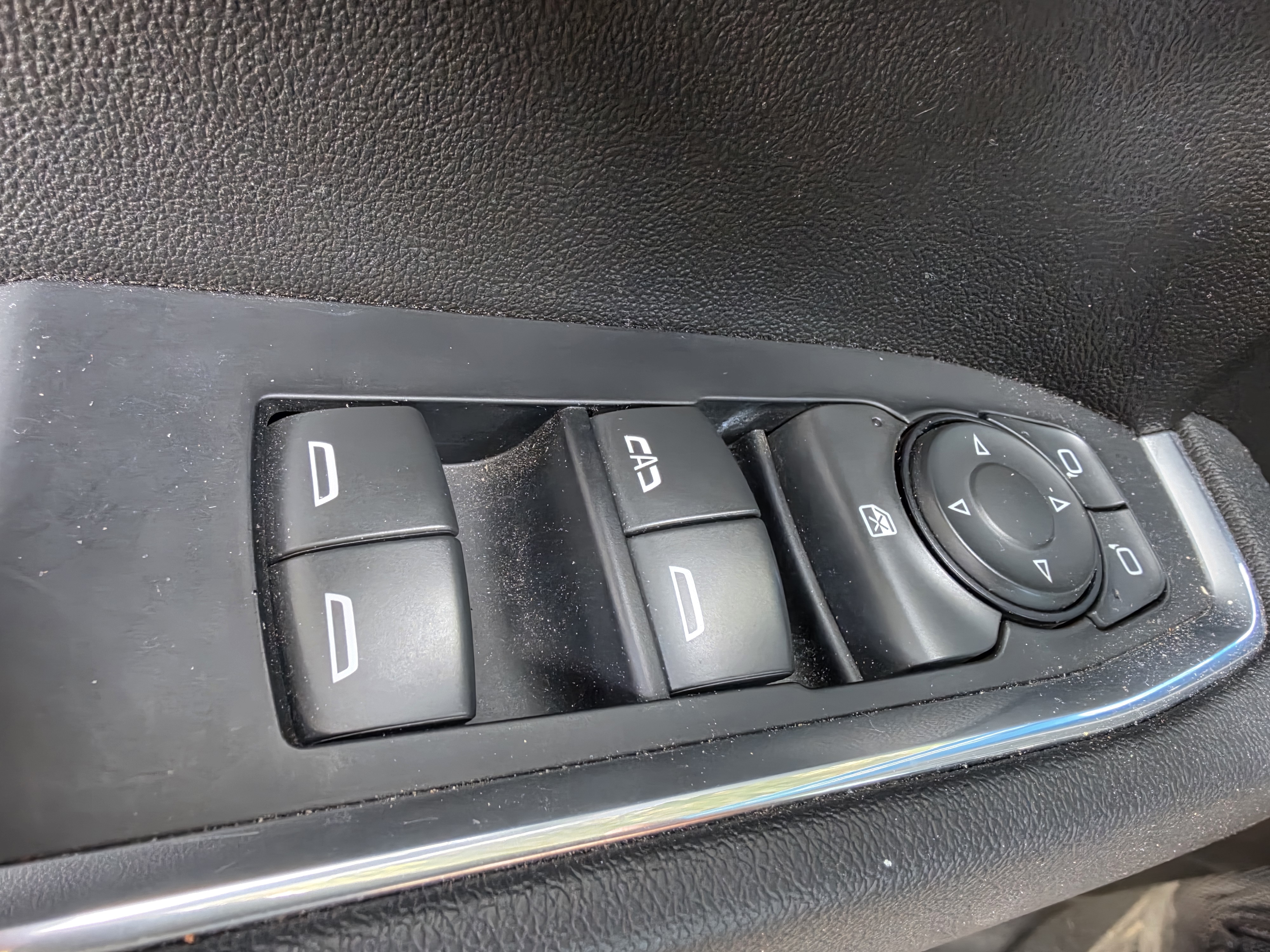 Used 2022 GMC Sierra 1500 Elevation RWD image 14