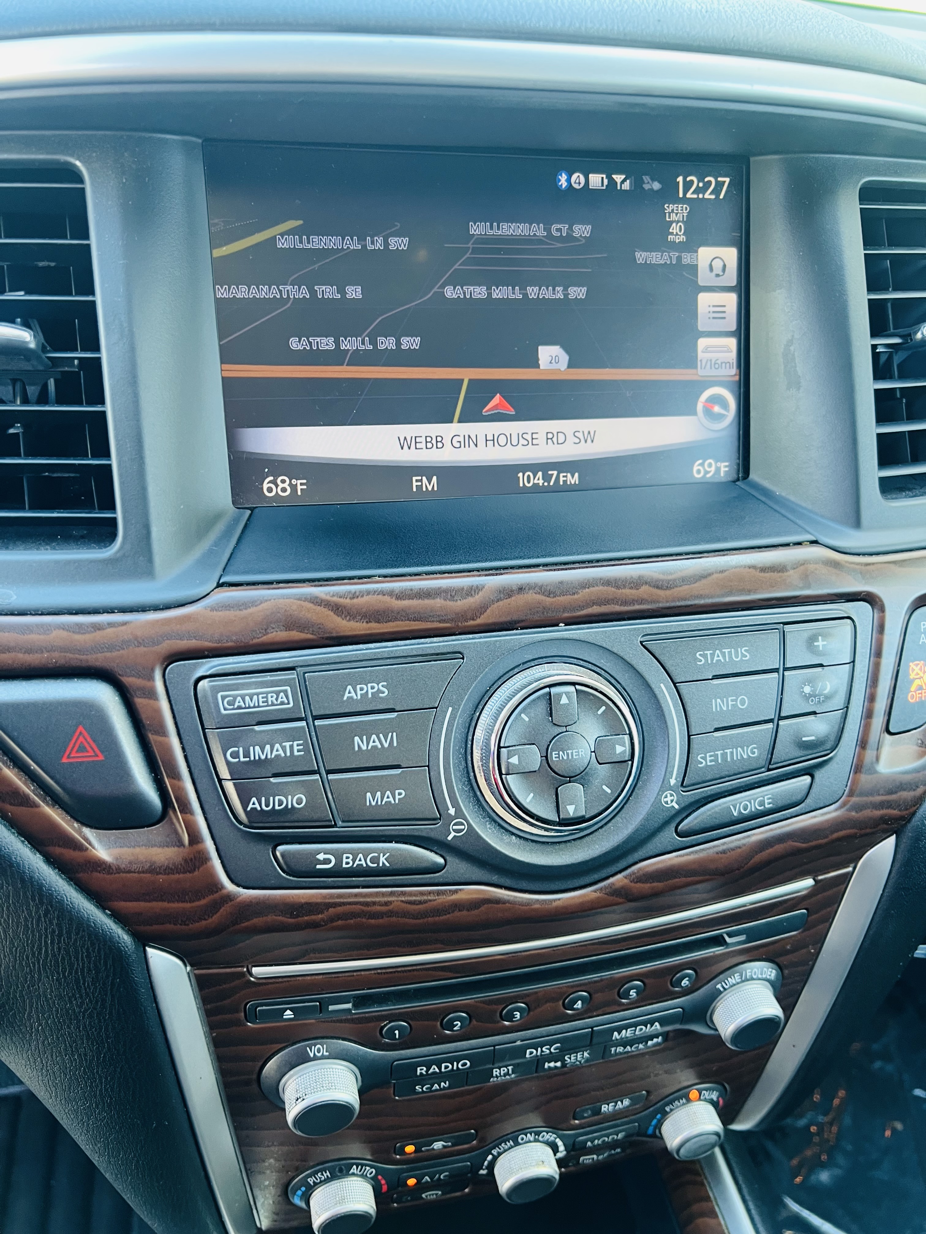 Used 2017 Nissan Pathfinder S AWD/4WD image 9