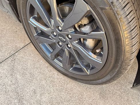 Used 2024 Chevrolet Equinox RS image 6