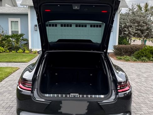 Used 2018 Porsche Panamera 4S image 21