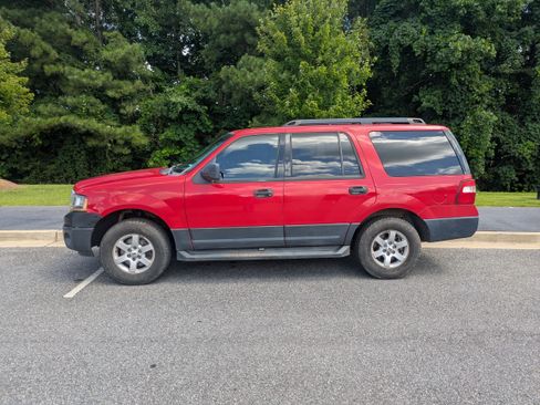 Used 2015 Ford Expedition XL AWD/4WD image 2