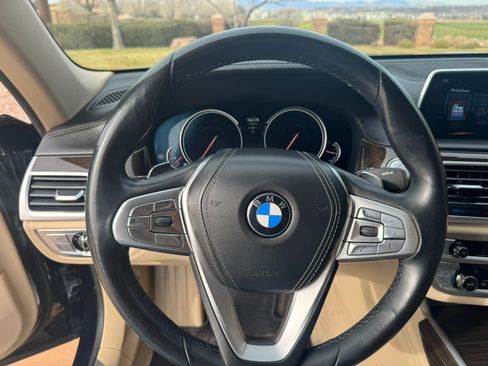 Used 2016 BMW 740i image 15