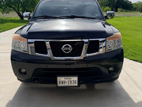 Used 2014 Nissan Armada Platinum image 2