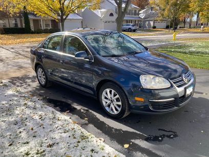 Used 2010 Volkswagen Jetta SEL