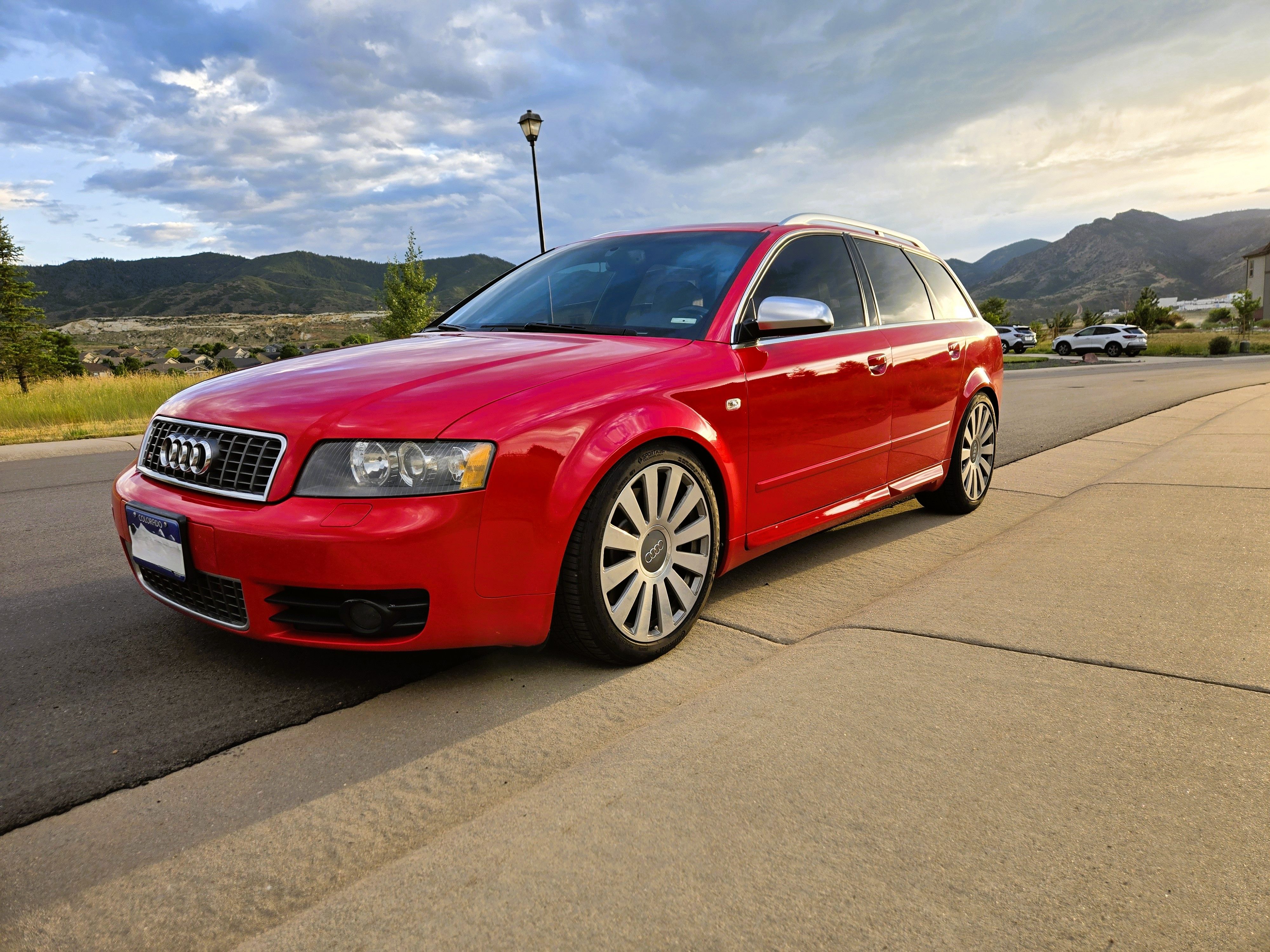 Used 2005 Audi S4 Avant AWD/4WD image 1
