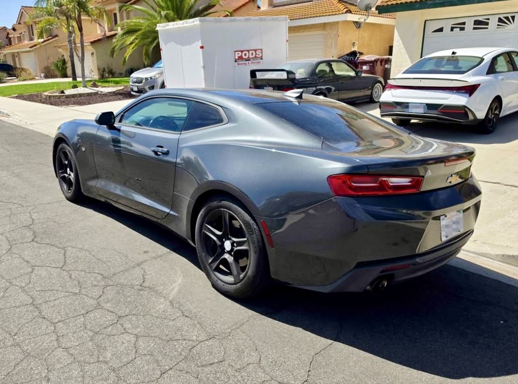 Used 2017 Chevrolet Camaro LT RWD image 10