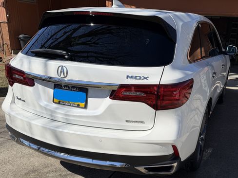 Used 2019 Acura MDX SH-AWD w/ Technology Package image 9