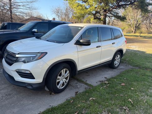 Used 2018 Honda Pilot LX image 14
