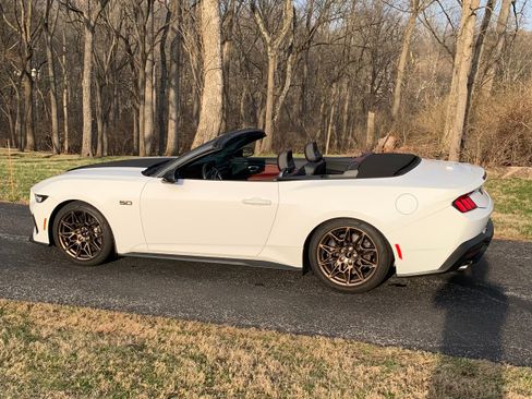 Used 2024 Ford Mustang GT Premium w/ GT Performance Package image 4