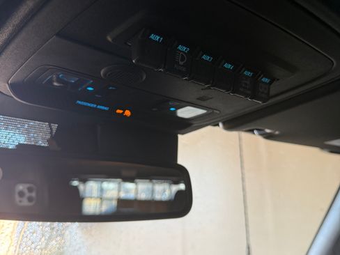 Used 2022 Ford Bronco Badlands w/ Sasquatch Package image 16