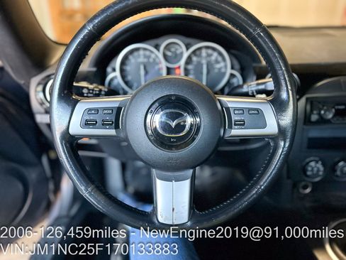 Used 2007 MAZDA MX-5 Miata Touring image 15