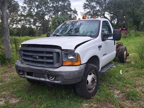 Used 2000 Ford F550 2WD Regular Cab Super Duty image 1