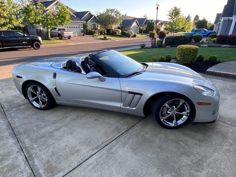 Used 2012 Chevrolet Corvette Grand Sport w/ 3LT Preferred Equipment Group RWD image 15