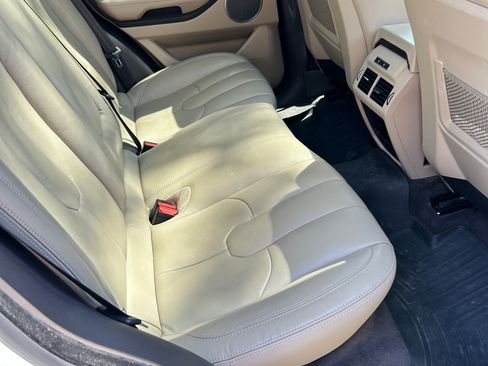 Used 2015 Land Rover Range Rover Evoque Pure Premium AWD/4WD image 8