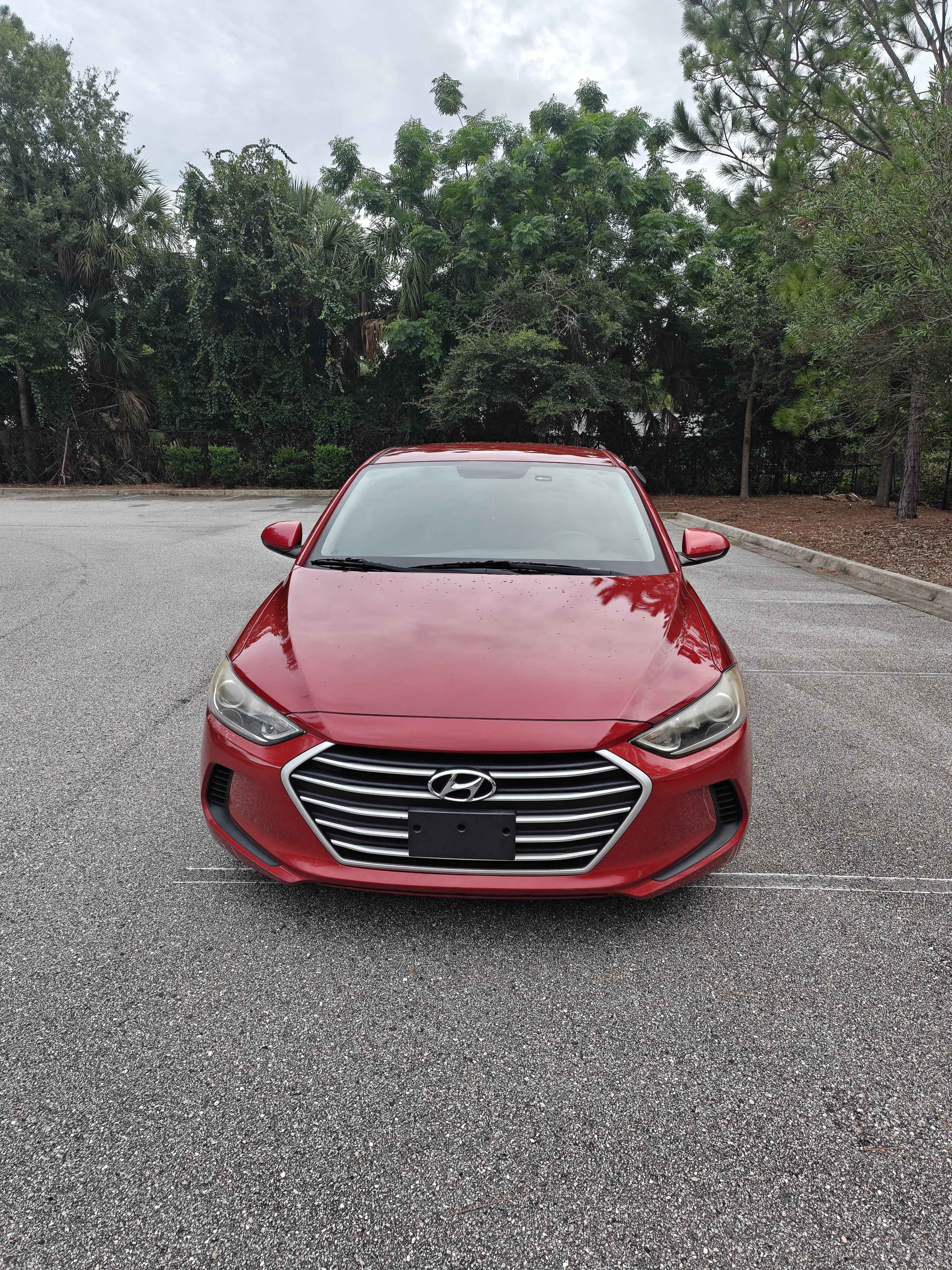 Used 2018 Hyundai Elantra SEL FWD image 9