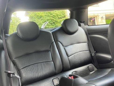 Used 2012 MINI Cooper Hardtop image 11