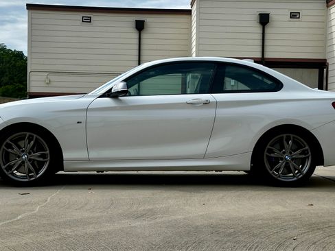 Used 2014 BMW M235i Coupe RWD image 9