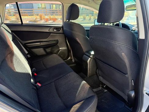 Used 2013 Subaru Crosstrek 2.0i Premium image 11