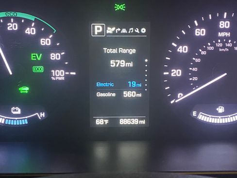 Used 2016 Hyundai Sonata Limited image 11