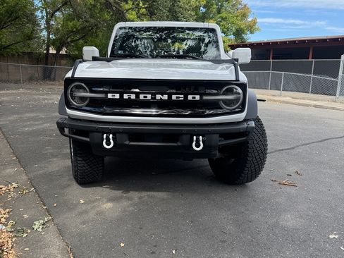 Used 2021 Ford Bronco Outer Banks w/ Sasquatch Package AWD/4WD image 2