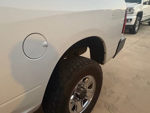 Used 2018 RAM 2500 Tradesman w/ Chrome Appearance Group AWD/4WD image 6