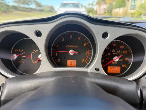 Used 2006 Nissan 350Z Touring image 18