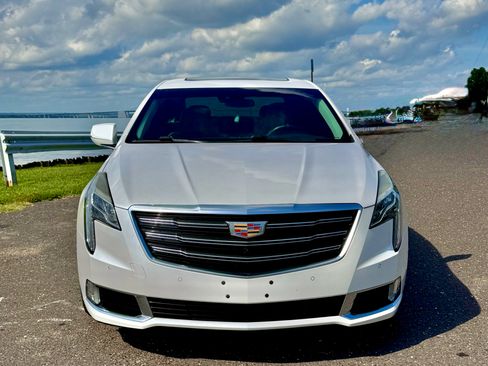 Used 2018 Cadillac XTS Luxury w/ Driver Awareness Package FWD image 1