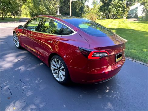 Used 2020 Tesla Model 3 Long Range AWD/4WD image 9