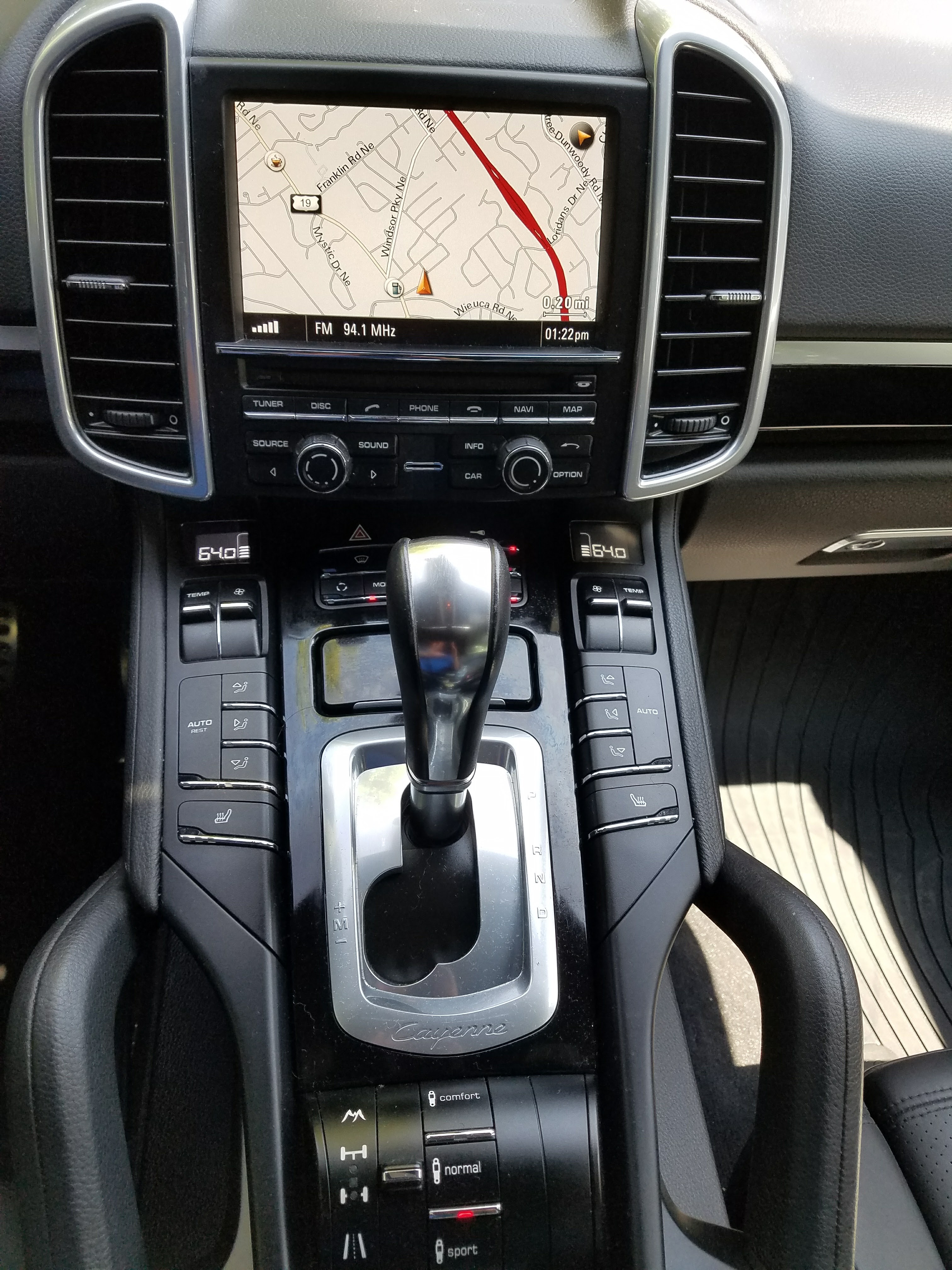 Used 2011 Porsche Cayenne S AWD/4WD image 19