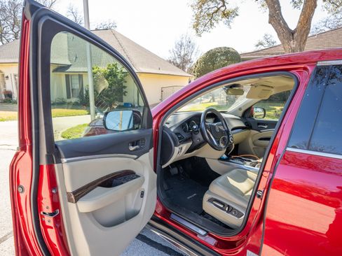 Used 2019 Acura MDX FWD image 17