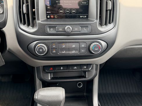Used 2019 Chevrolet Colorado W/T w/ WT Convenience Package AWD/4WD image 11