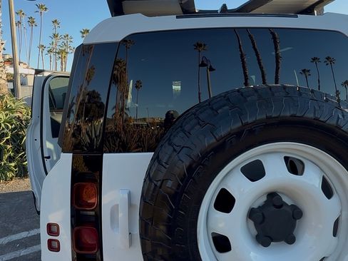 Used 2021 Land Rover Defender 90 S image 10