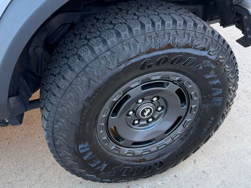 Used 2025 Ford Bronco Sport Utility 2D w/ Sasquatch Package image 13