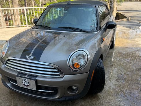 Used 2013 MINI Cooper Convertible FWD image 10