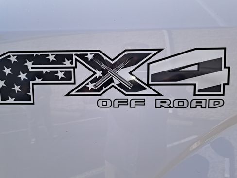 Used 2019 Ford F150 XLT w/ Equipment Group 302A Luxury image 17