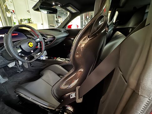 Used 2023 Ferrari SF90 Stradale image 6