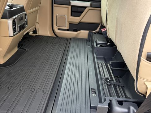 Used 2021 Ford F250 Lariat w/ Lariat Ultimate Package image 23