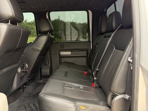 Used 2015 Ford F250 Lariat w/ Lariat Ultimate Package AWD/4WD image 23