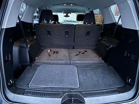 Used 2018 GMC Acadia SLE image 15