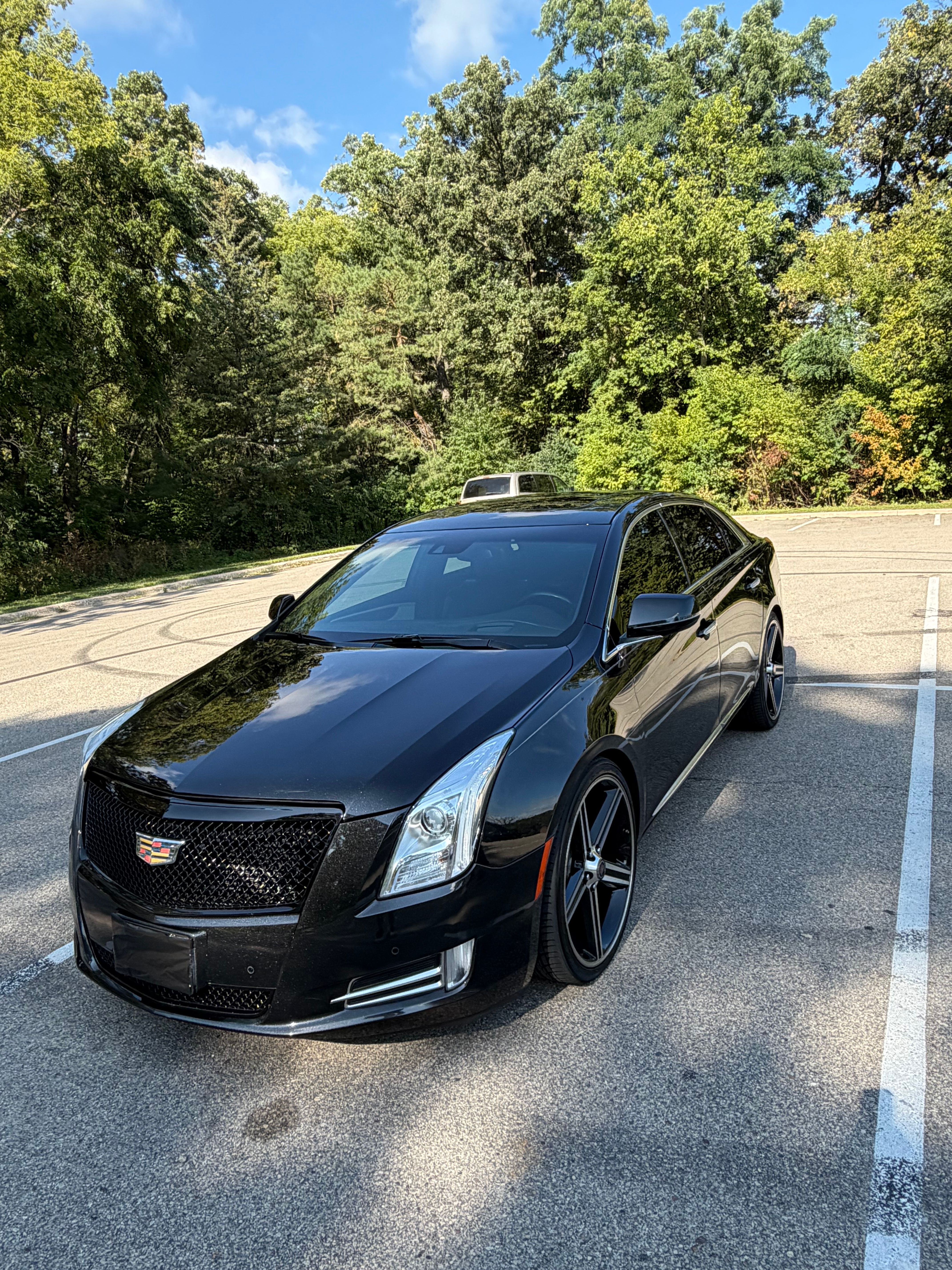 Used 2015 Cadillac XTS Platinum AWD/4WD image 11