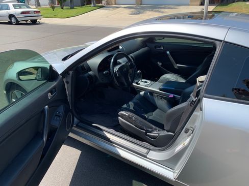 Used 2004 INFINITI G35 Coupe w/ Premium Pkg image 13