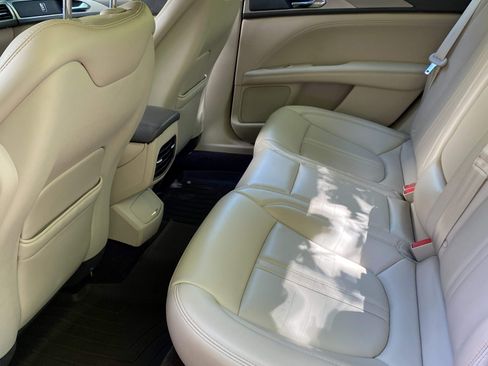 Used 2017 Lincoln MKZ Premiere AWD/4WD image 12