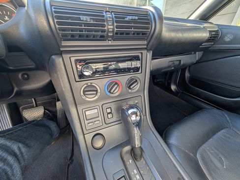 Used 1997 BMW Z3 1.9 image 12
