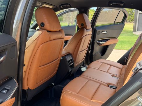 Used 2020 Cadillac XT4 Sport image 5