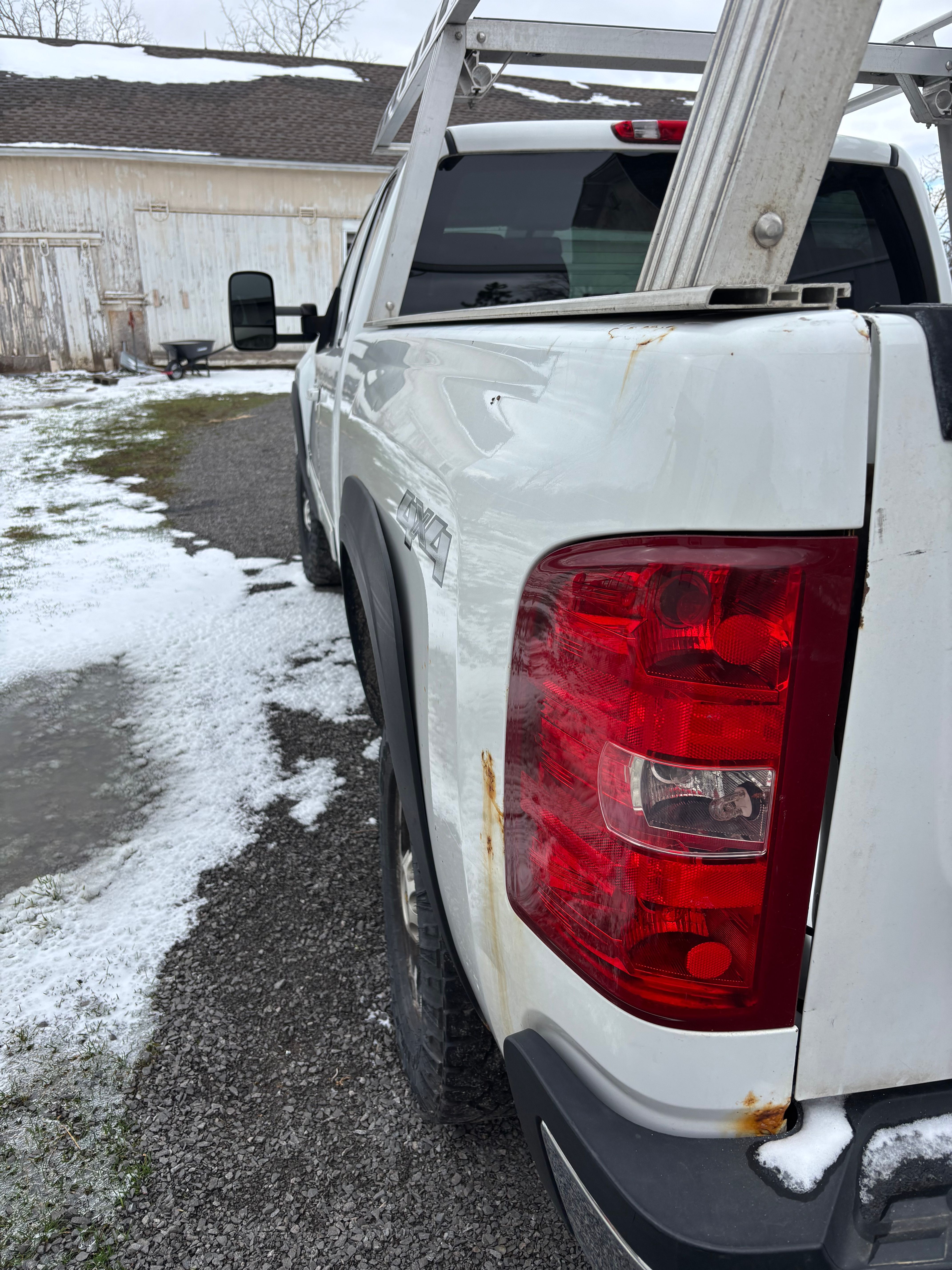 Used 2009 Chevrolet Silverado 2500 LTZ w/ Safety Package AWD/4WD image 16