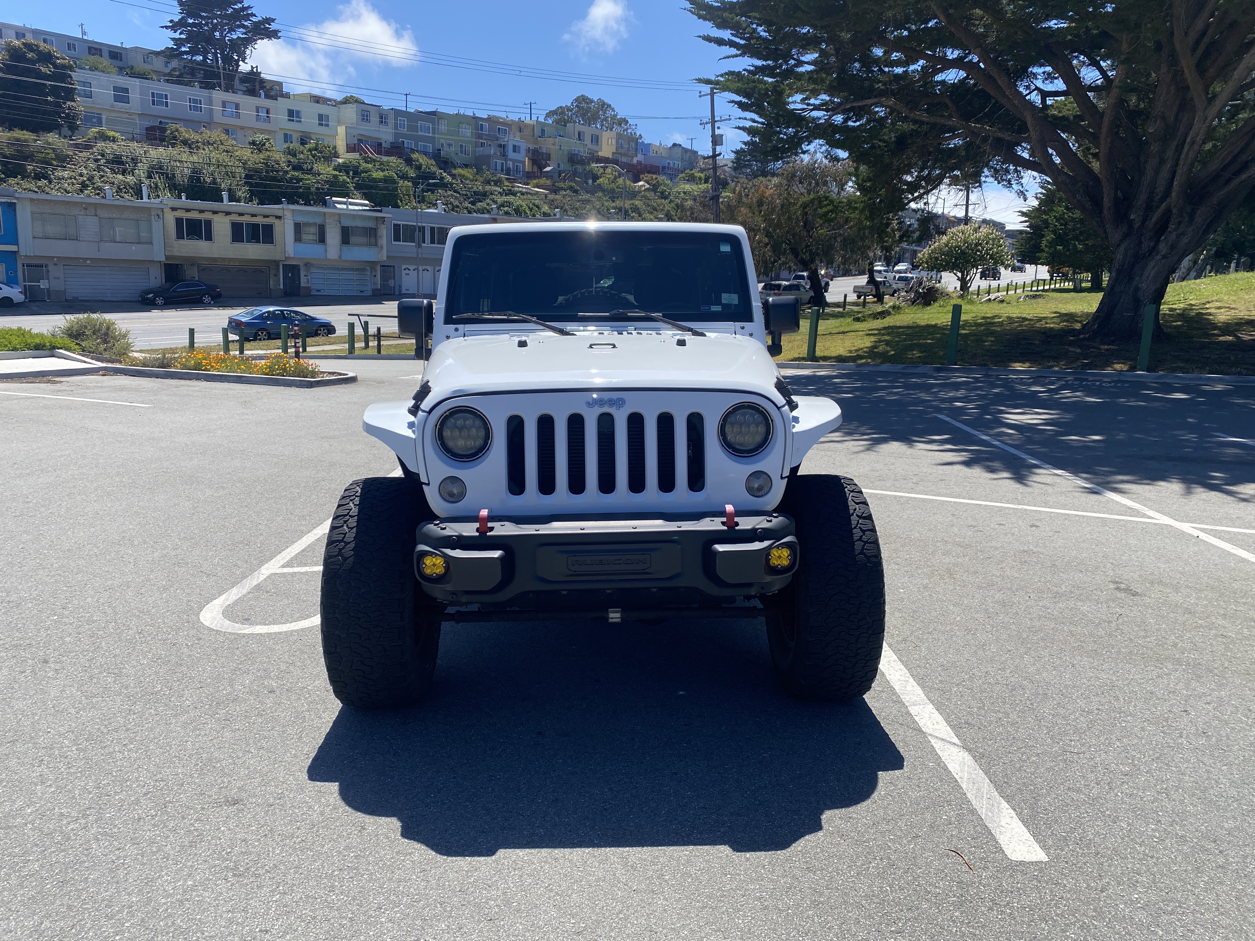 Used 2016 Jeep Wrangler Unlimited Rubicon w/ Connectivity Group AWD/4WD image 10