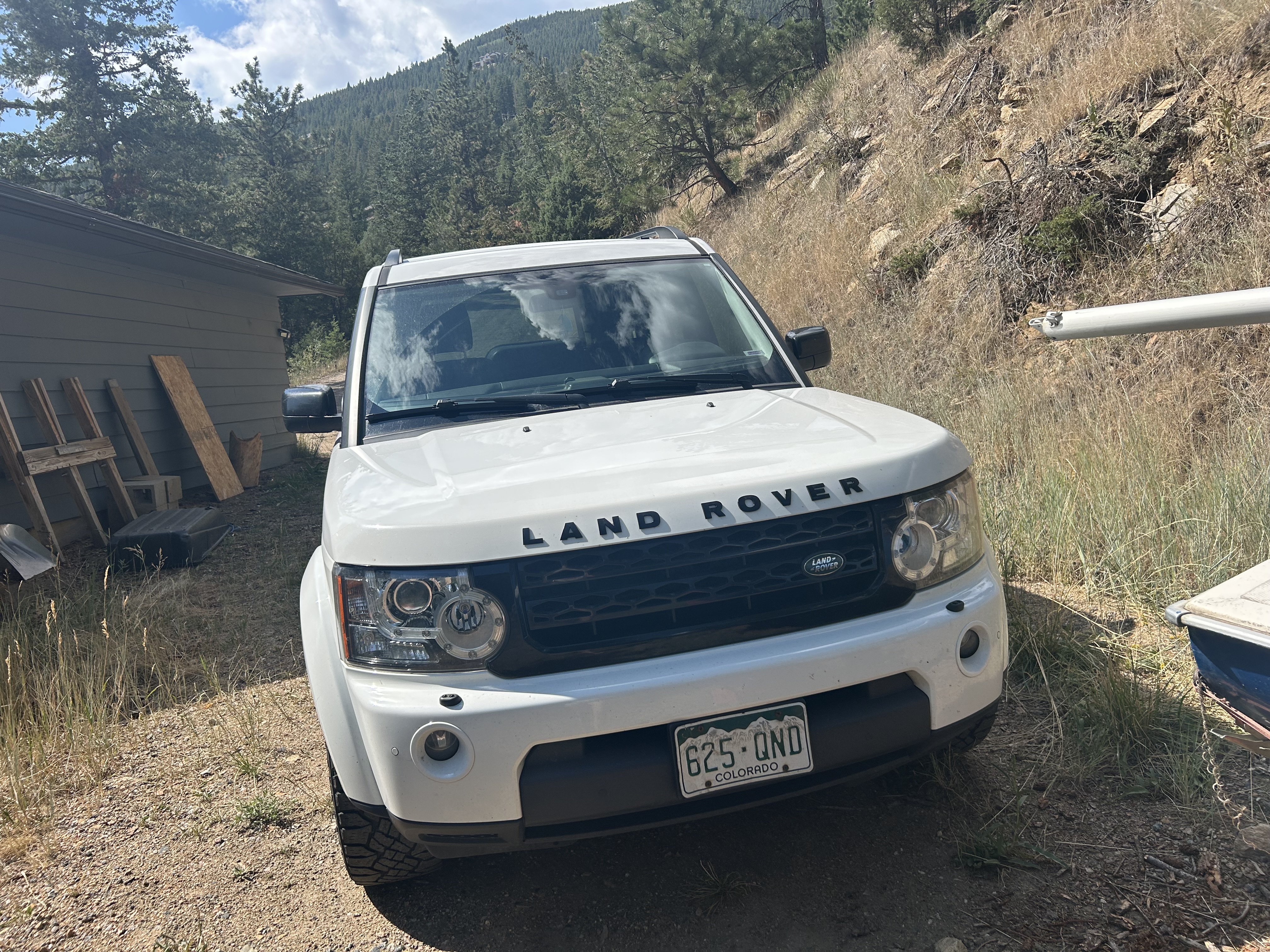 Used 2013 Land Rover LR4 HSE AWD/4WD image 1