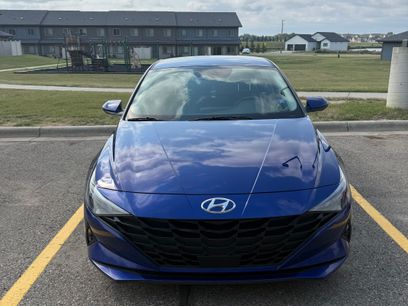Used 2022 Hyundai Elantra SEL w/ Convenience Package