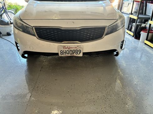 Used 2017 Kia Forte LX image 8