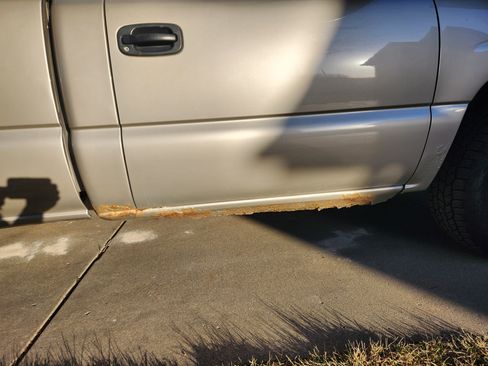 Used 2006 Chevrolet Silverado 1500 W/T w/ Snow Plow Prep Package image 11